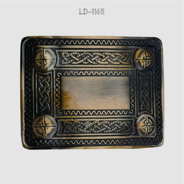 Pipers’ Buckle Four Dome