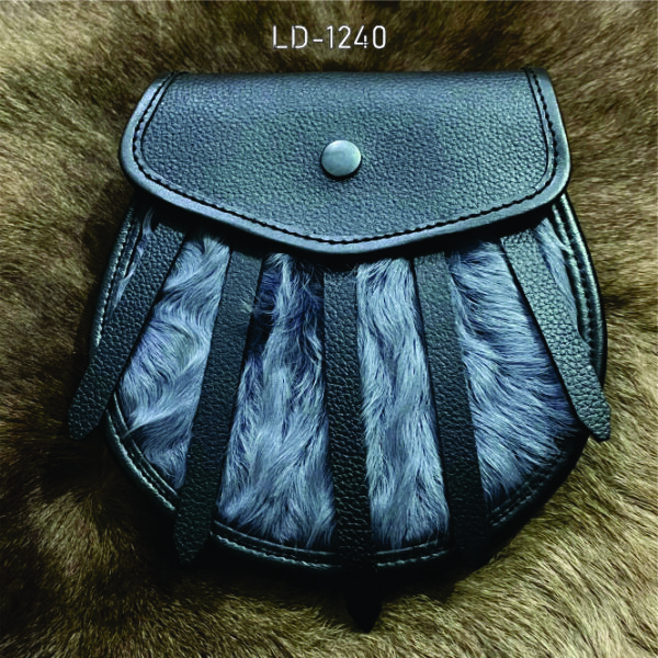 Black Leather Scottish Sporran